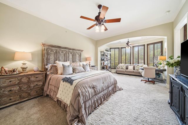 18 Waters Lake Boulevard, Missouri City, TX 77459