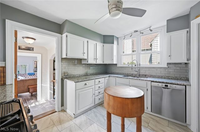 4812 Oak Knoll Drive, Boardman, OH 44512