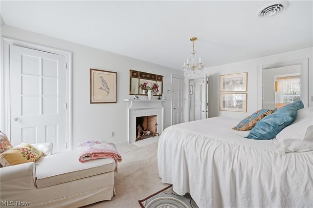 4812 Oak Knoll Drive, Boardman, OH 44512