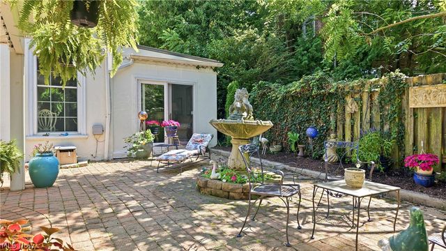 4812 Oak Knoll Drive, Boardman, OH 44512