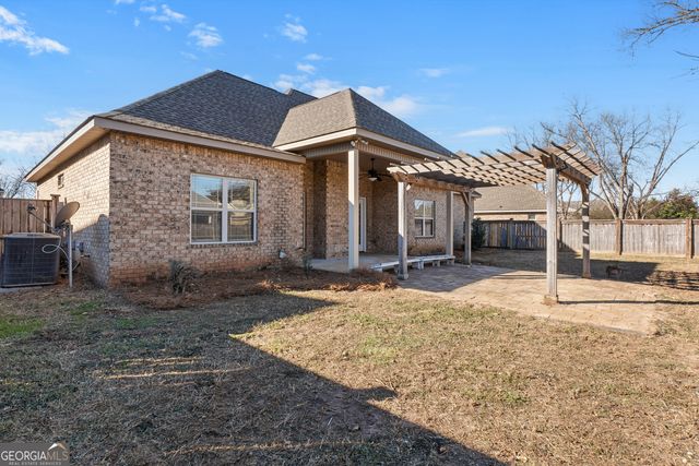 112 Parkview Grove, Kathleen, GA 31047