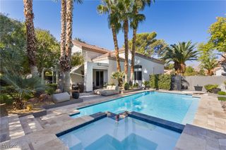 9301 Saint James Circle, Las Vegas, NV 89117