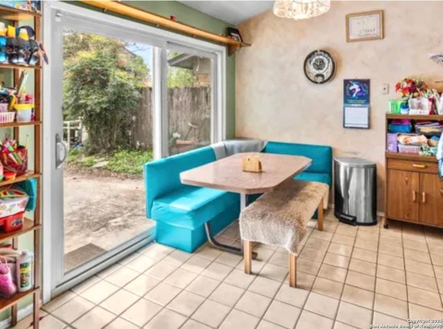 8206 Evert, San Antonio, TX 78240