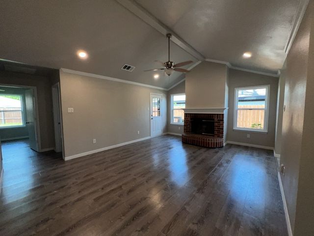 5728 Shady Springs Trail, Fort Worth, TX 76179