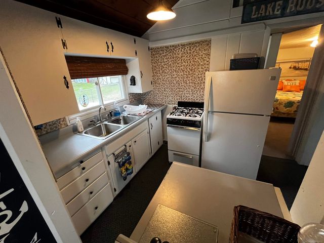 9408 Adams Road, Saint Helen, MI 48656