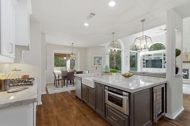 602 Fairway View Terrace, Southlake, TX 76092