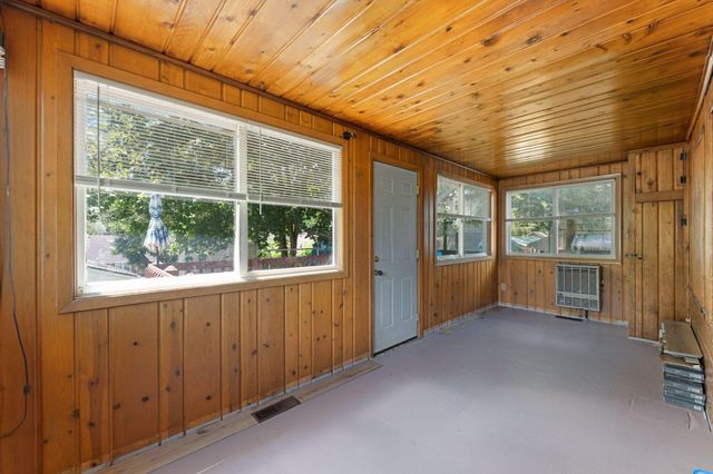 1332 Minnehaha Avenue E, Saint Paul, MN 55106