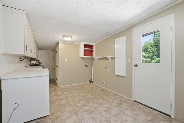 811 Myrtle Drive, Edmond, OK 73034