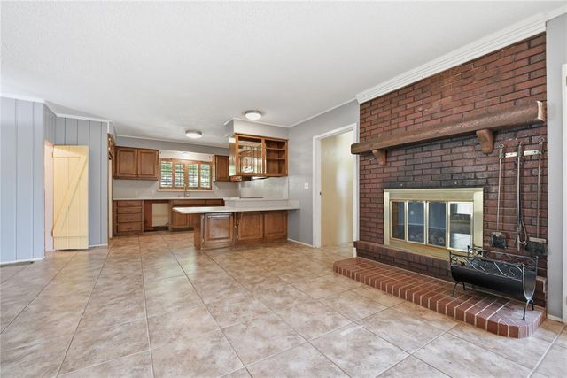 811 Myrtle Drive, Edmond, OK 73034