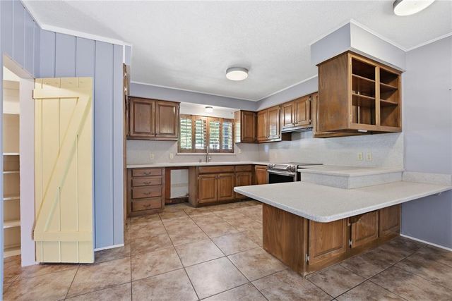 811 Myrtle Drive, Edmond, OK 73034