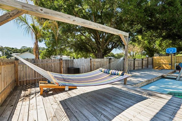 8904 CLAYTON LANE, Lakeland, FL 33809
