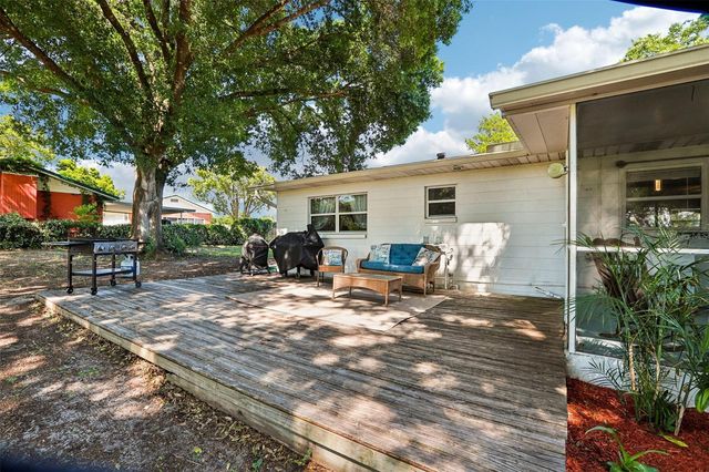 8904 CLAYTON LANE, Lakeland, FL 33809