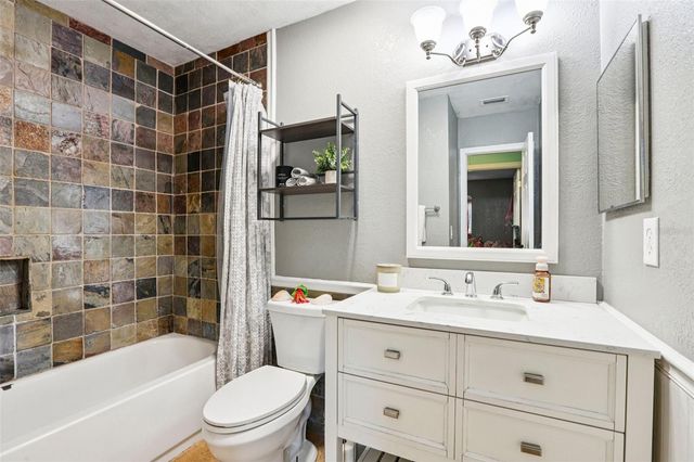 8904 CLAYTON LANE, Lakeland, FL 33809