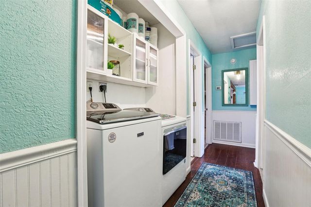 8904 CLAYTON LANE, Lakeland, FL 33809