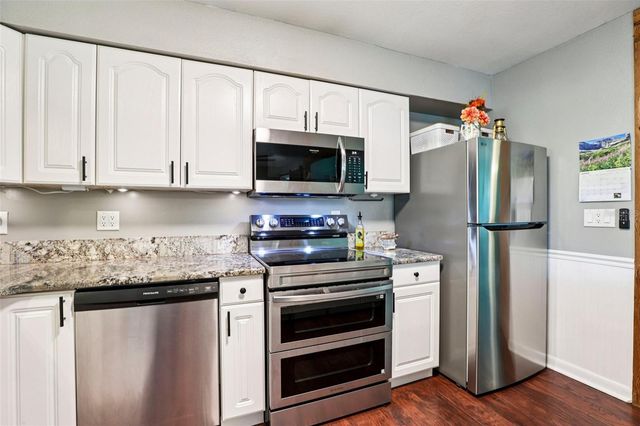 8904 CLAYTON LANE, Lakeland, FL 33809