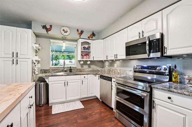 8904 CLAYTON LANE, Lakeland, FL 33809