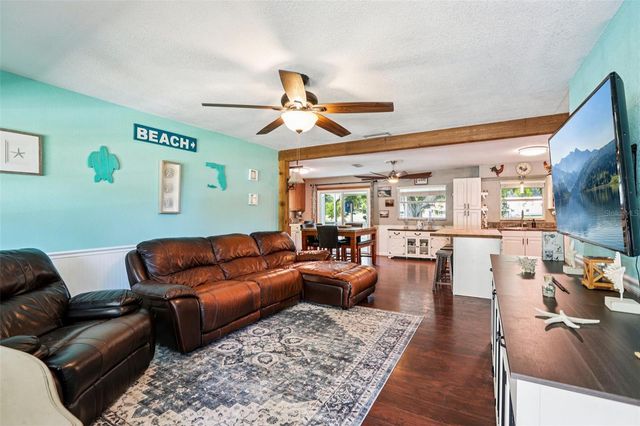 8904 CLAYTON LANE, Lakeland, FL 33809