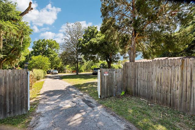 8904 CLAYTON LANE, Lakeland, FL 33809