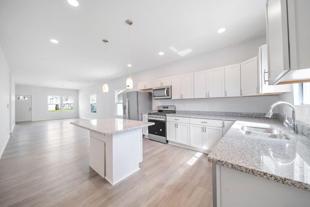 1559 Obetz Avenue, Obetz, OH 43207