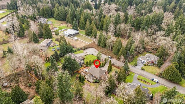 9512 213th Avenue NE, Redmond, WA 98053