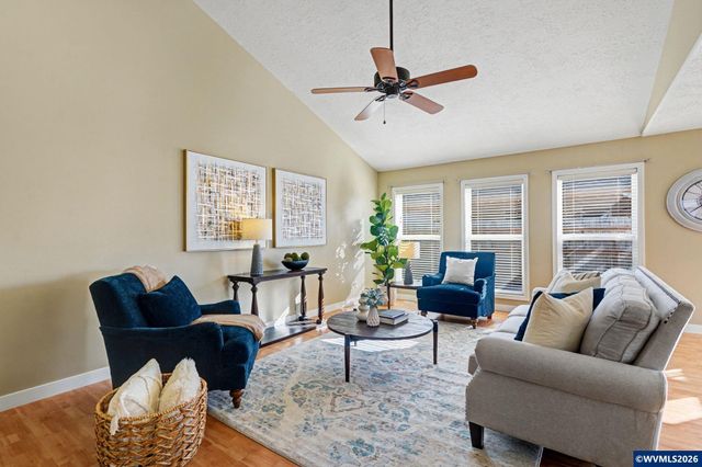 754 Pinehurst Av NE, Keizer, OR 97303