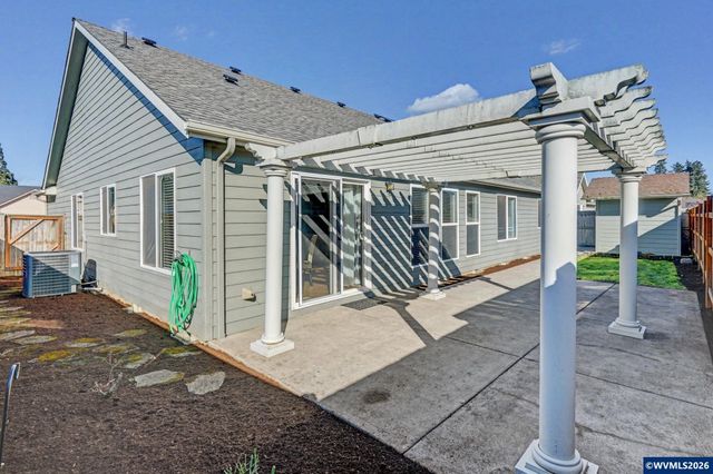 754 Pinehurst Av NE, Keizer, OR 97303