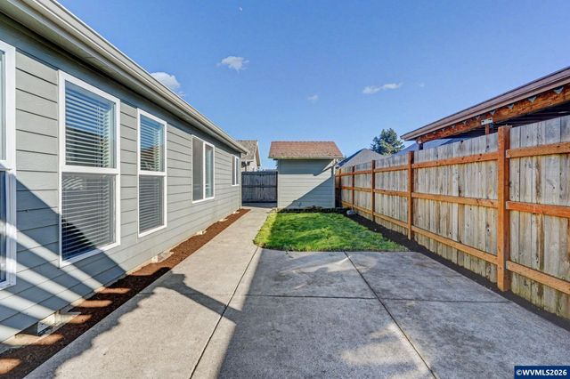 754 Pinehurst Av NE, Keizer, OR 97303