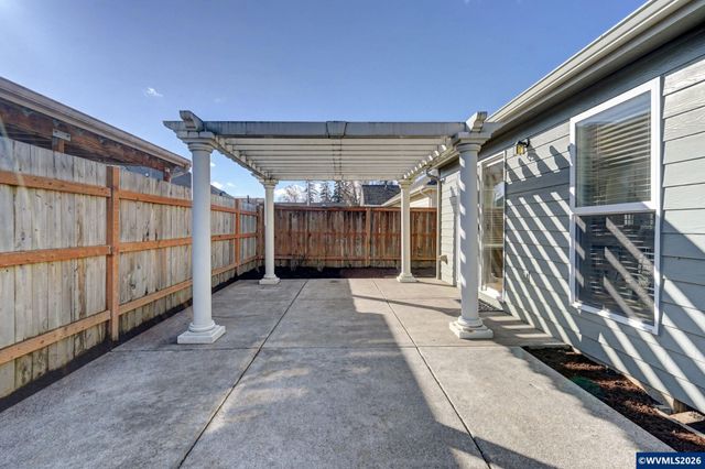 754 Pinehurst Av NE, Keizer, OR 97303