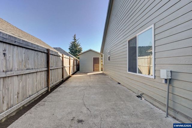 754 Pinehurst Av NE, Keizer, OR 97303