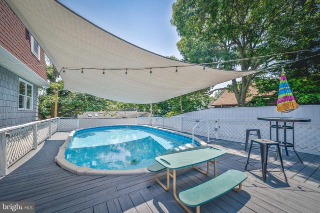 18 PINEWOOD RD, Cape May, NJ 08204