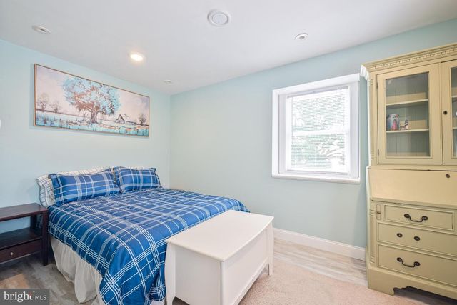 18 PINEWOOD RD, Cape May, NJ 08204