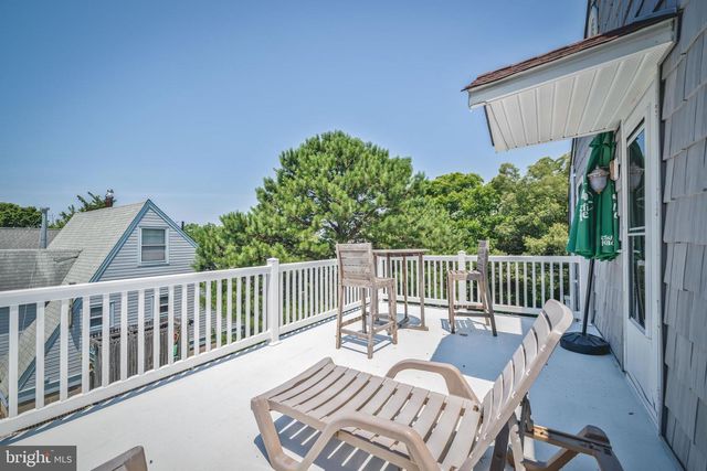 18 PINEWOOD RD, Cape May, NJ 08204