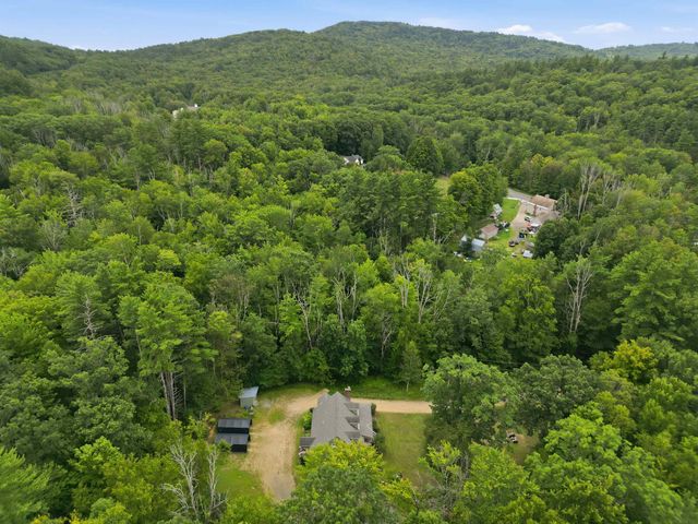 7 True Road, Pittsfield, NH 03263