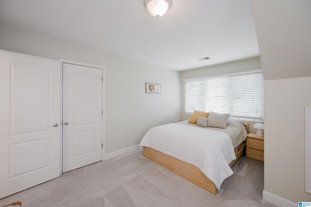 159 NARROWS CREEK DRIVE, Birmingham, AL 35242