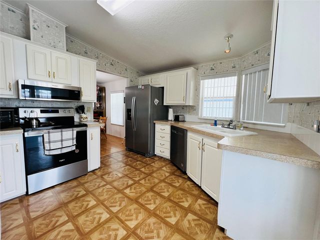 1500 COUNTY ROAD 1 124, Dunedin, FL 34698