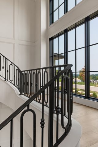 8079 Mountaintop Dr, College Grove, TN 37046