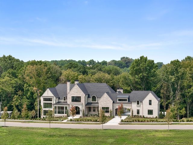 8079 Mountaintop Dr, College Grove, TN 37046
