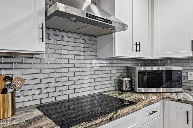 4848 CHARLES BENNETT Drive, Jacksonville, FL 32225