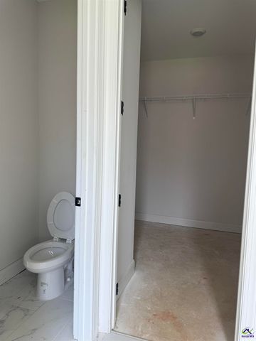 216 Farmland Circle, Perry, GA 31069