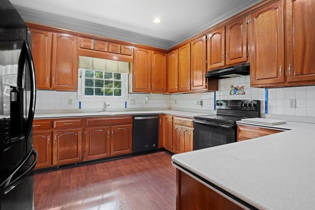 104 Executive Drive, Jasper, TN 37347