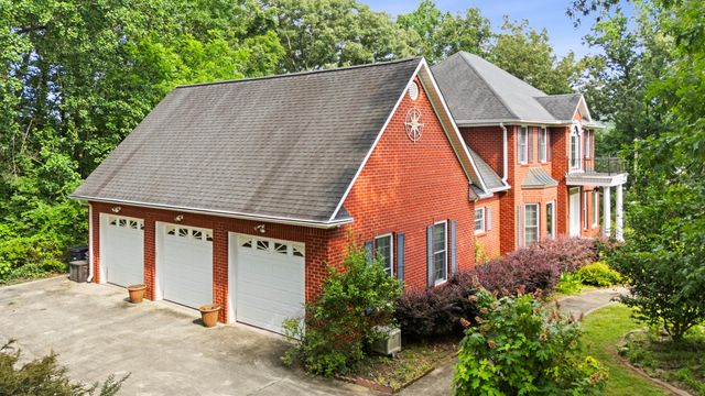 104 Executive Drive, Jasper, TN 37347