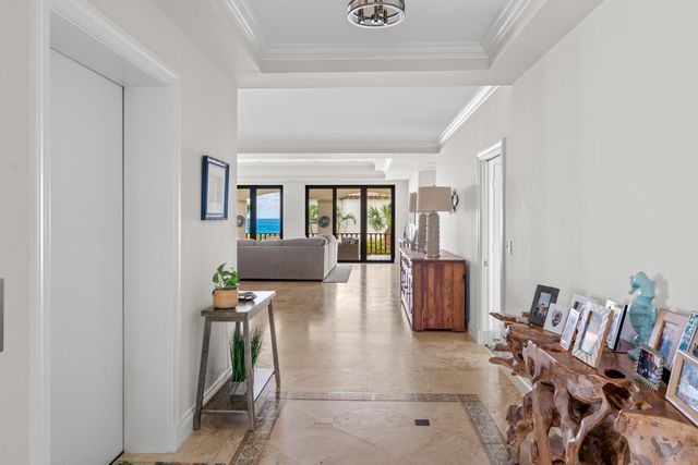 5833 N Ocean Boulevard D2, Ocean Ridge, FL 33435