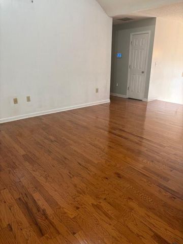 215 Somerset Drive, Covington, GA 30016