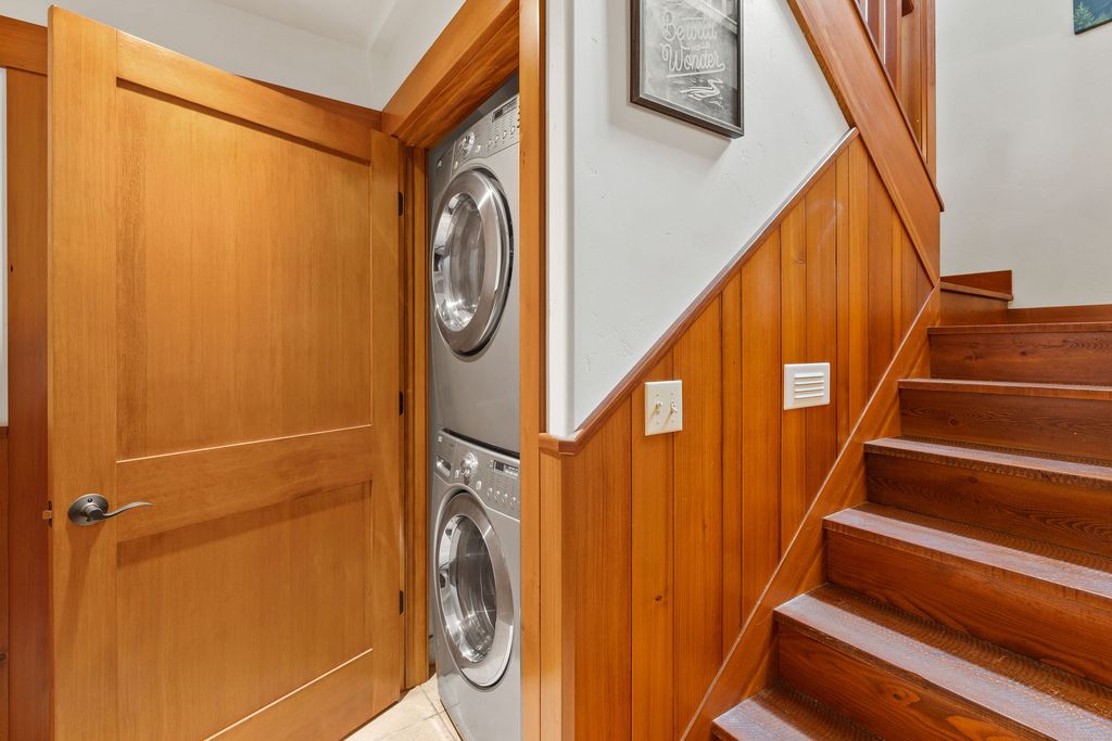 15024 Yenne Point Road, Bigfork, MT 59911 photo 12