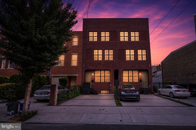 1115 E PALMER ST, Philadelphia, PA 19125