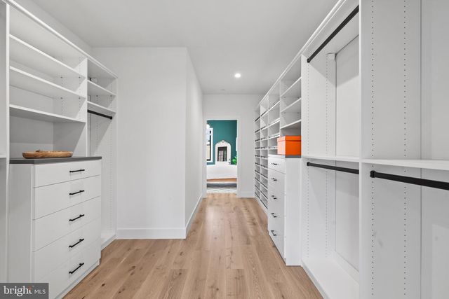 1115 E PALMER ST, Philadelphia, PA 19125