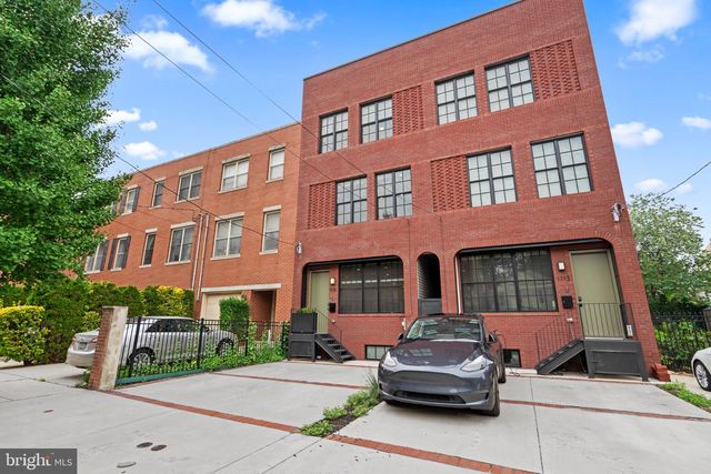 1115 E PALMER ST, Philadelphia, PA 19125