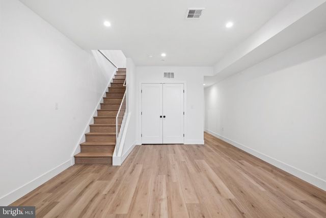 1115 E PALMER ST, Philadelphia, PA 19125