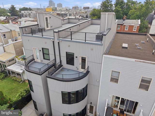 1115 E PALMER ST, Philadelphia, PA 19125