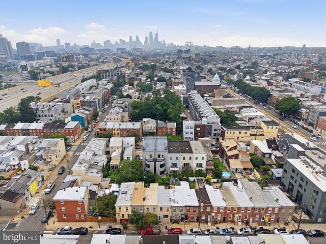 1115 E PALMER ST, Philadelphia, PA 19125